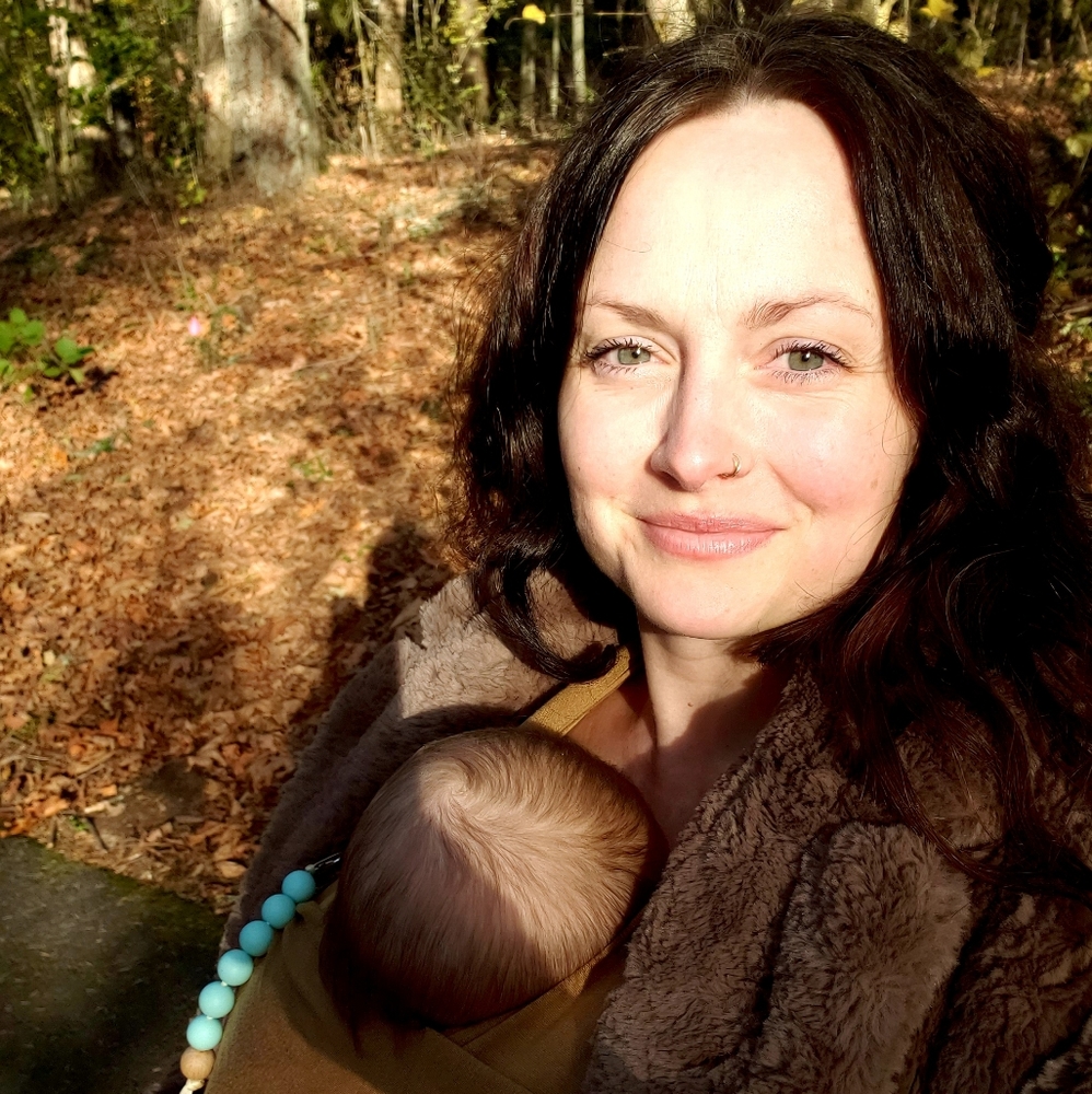 Meet your Posher, Rae - Picture 3 of 3